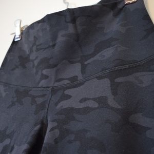 lululemon Wunder Under Crop Roll Down